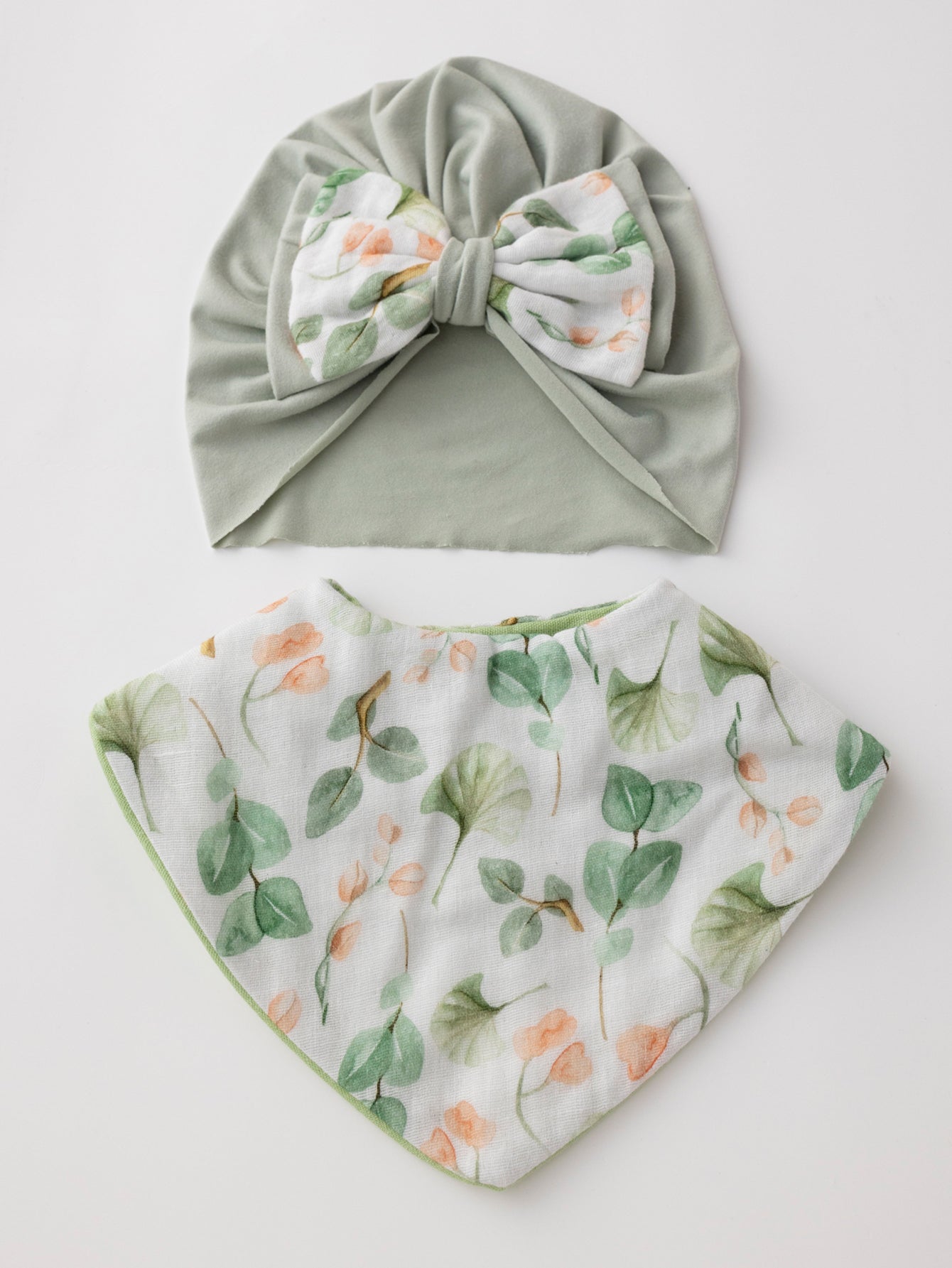 Muslin saliva towel + headband, the first choice for newborn gifts (green leaves)